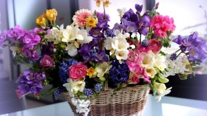 Soft Lilac & White Tulip Bouquet